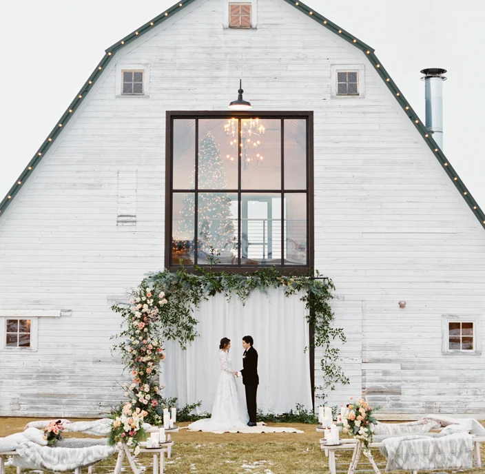 How to Style a Magical Winter Wedding in 8 Steps